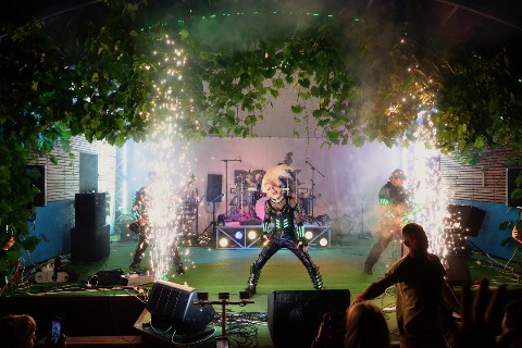 anckora в LOOKY. #концерт,#музыка,#шоу,#киборгиизбудущего,#RockZone,#фестиваль,#лазерноешоу,#rock,#музыканты. Друзья!
Мы чуть не з...