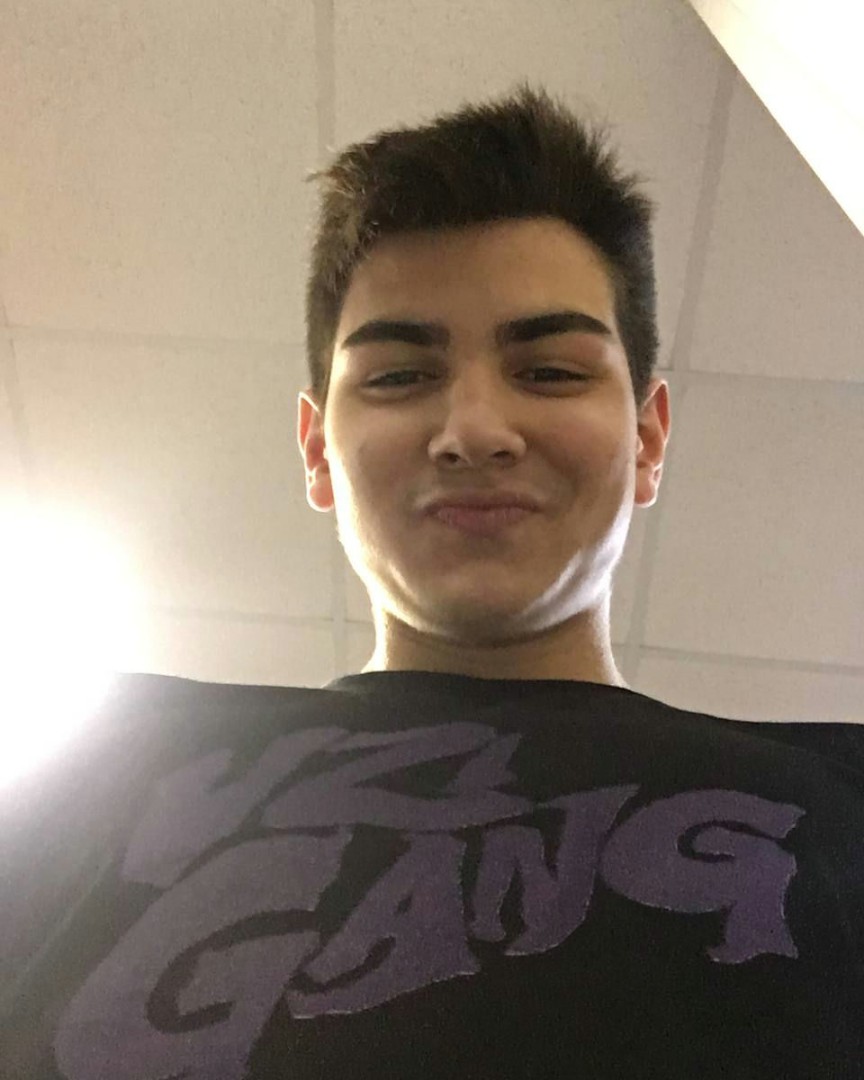 UZI GANG 💜