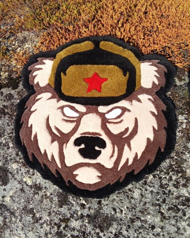 TAFTING R51 в LOOKY. #tafting,#коврыручнойработы,#ковер,#handmade,#handmadecarpet,#carpet,#rugs. Ковер "Мишка патриот...