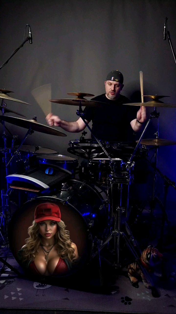 Prakshdrums в LOOKY. #drums,#drumcover,#drummer,#drumming,#prakshdrums,#music,#барабаны. limp bizkit - my way...