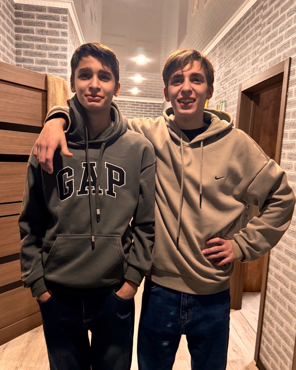 Такие взрослые уже дети 🥰😘🙏