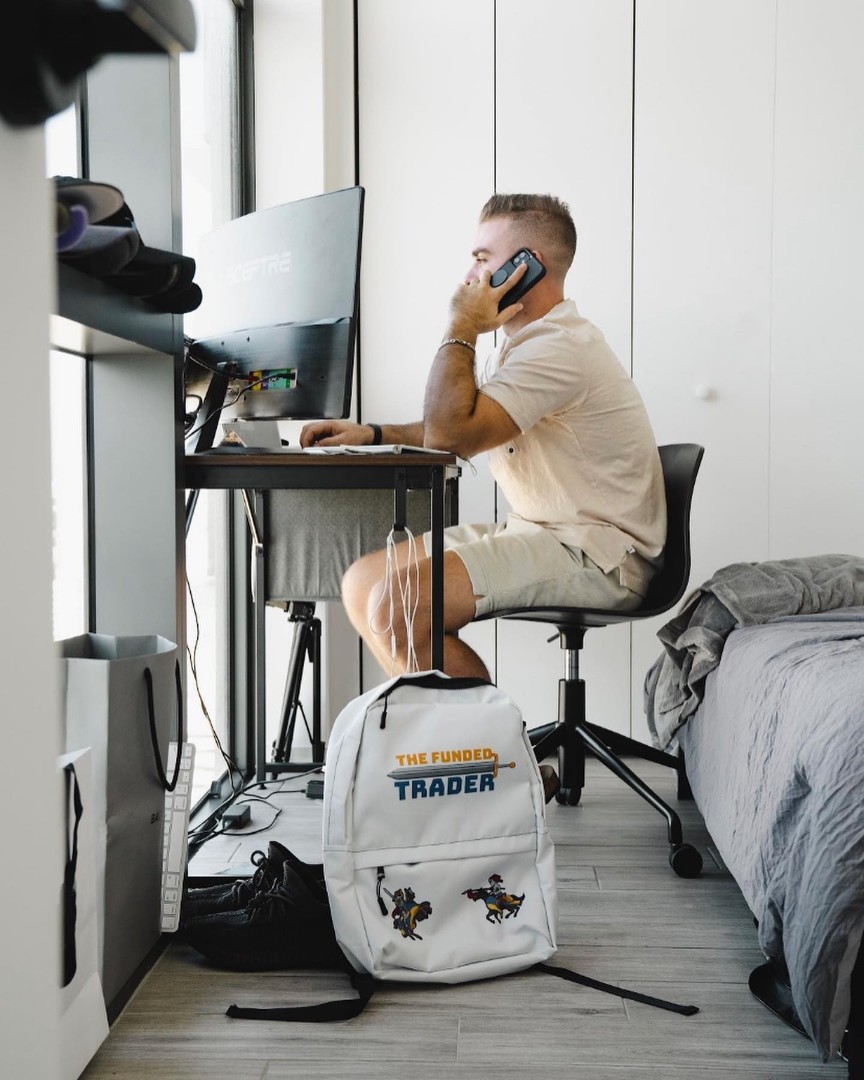 Let’s see how much money I can make from my bedroom 💎 
[#ForexLeague](ForexLeague) [#TheFundedTrader](TheFundedTrader) [#crypto](crypto) [#forex](forex) [#cryptocurrency](cryptocurrency) 
