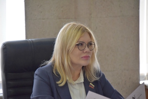 Крымские истории в LOOKY. . В раздумьях