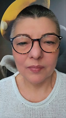 Лариса Саляева в LOOKY. #геммопсихолг,#обсидиан,#социальныйинфантилизм. О социальном инфанти...