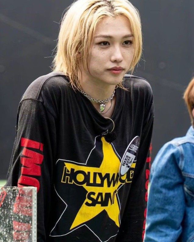 Lee_Felix in LOOKY. . [#kpop](kpop) [#feli...