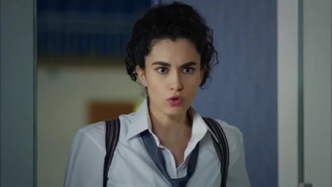 Астра в LOOKY — В ожидании солнца турецкий сериал