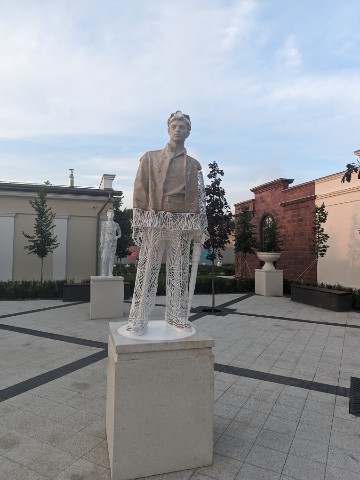 stassavostin в LOOKY. . Торговый городок
Вос...