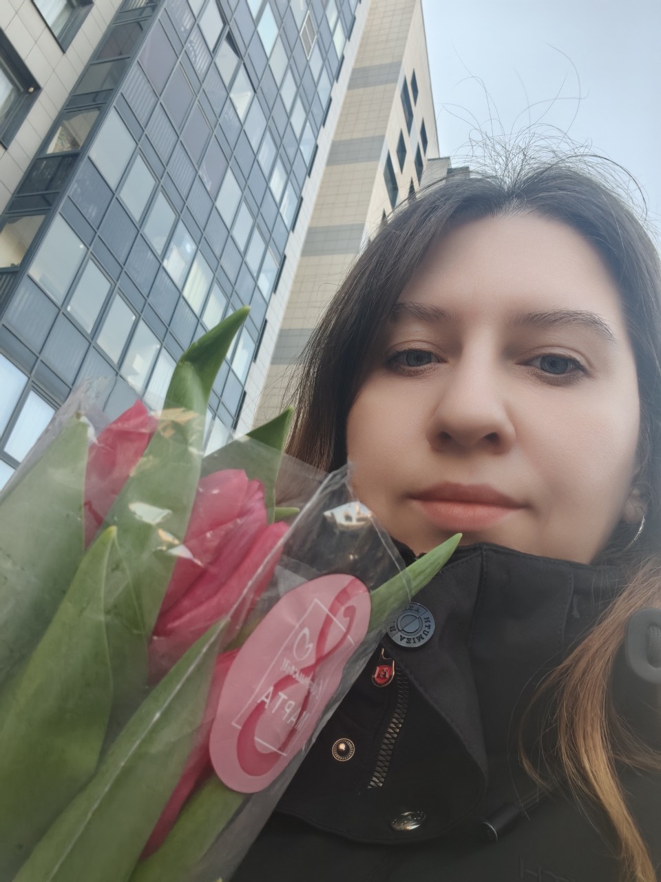 С благодарностю за цветы тому, кого люблю и по кому скучаю❤️ Приятно осознавать, что в воздухе уже пахнет весной и приближается долгожданное лето.