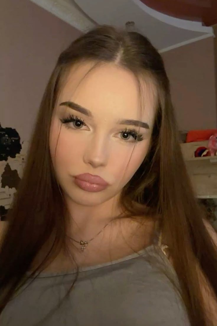 королина в LOOKY — Я девушка ищу парня мне18 лет