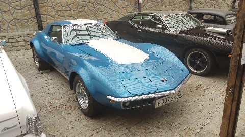 borm_crimea в LOOKY. #ялта,#крым,#лето,#музей,#car. Chevrolet Corvette м...