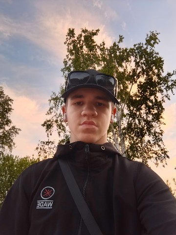 alexander_weliki в LOOKY. . Вечерняя прогулка