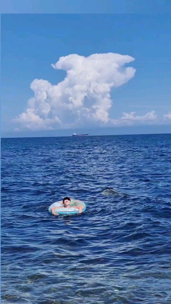 Елена ИИ Визуал Онлайн доход в LOOKY. . Просто кайфун😎🌊 на...