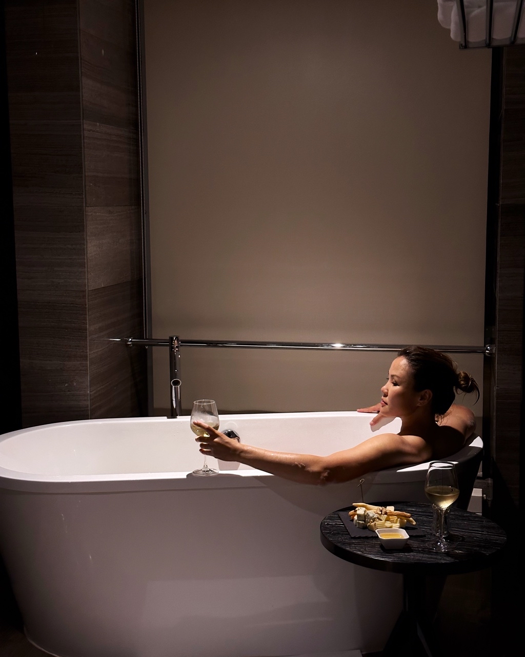 Релакс… 🧖‍♀️ и 🍷