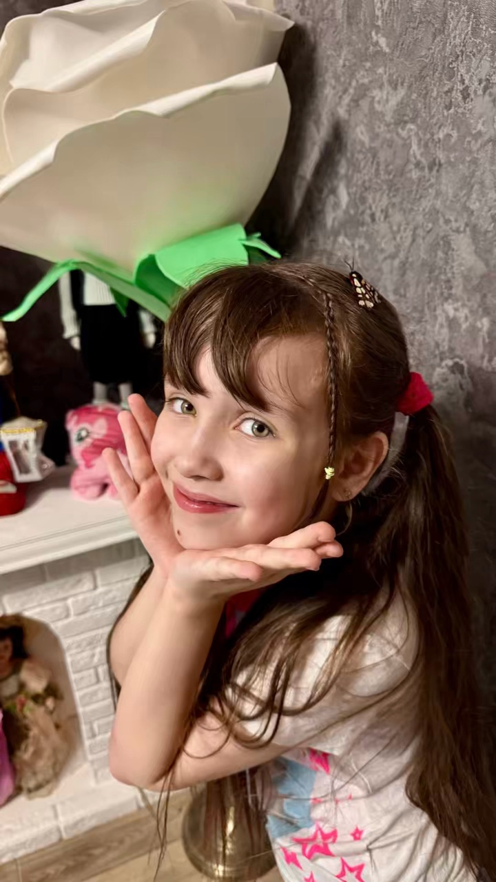 КонфеткиноТВ в LOOKY — Вот такая вот красотка залетела ко мне в гости 🦋  #бабочка