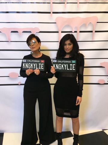 Kylie Jenner в LOOKY. . Guys I literally jus...