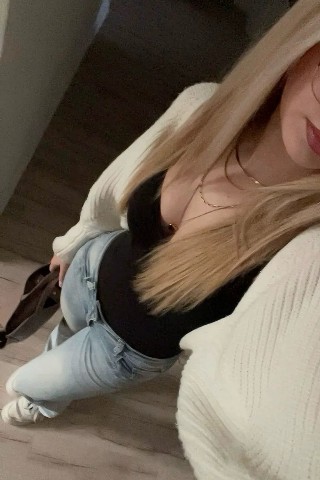 Кира в LOOKY. #красиво,#девушка,#одна,#красотка,#блондинка,#одежда. гуляюю
#красиво #дев...
