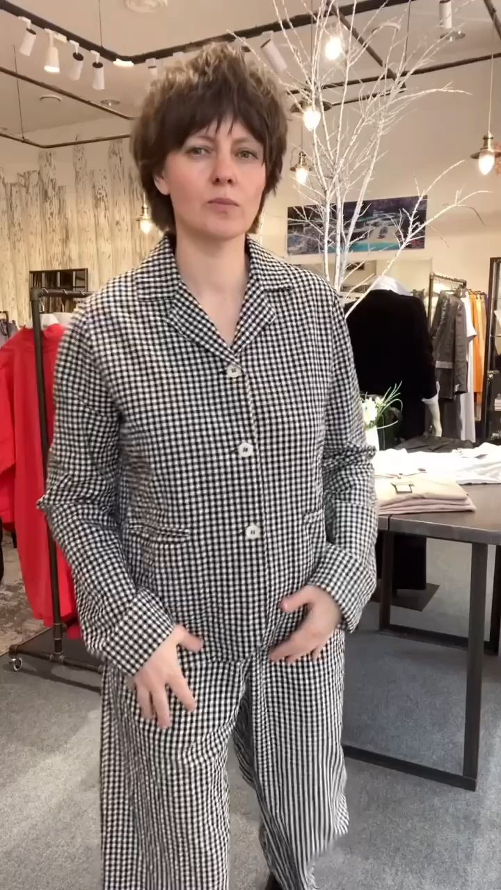 studio_7.11 в LOOKY. . {КЛЕТКА} 

«Voilà!»–...