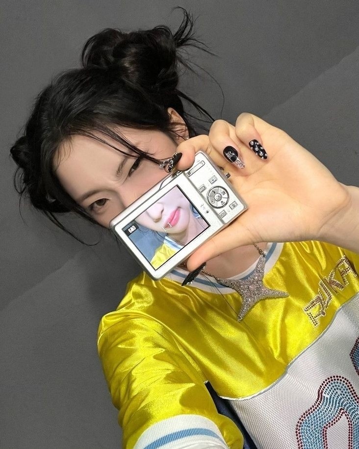 Mary in LOOKY. #красота. Рука из BabyMonster ...