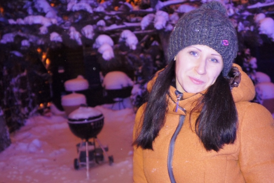 #молодость
Верно говорят, молодость-состояние души.
Не думайте о возрасте! Живите здесь и сейчас! Радуйтесь! 
Вот сколько себя помню… всегда вопрос о том, сколько вам полных лет (будь то поликлиника или еще что-то) … всегда меня «ставил в тупик», и я начинала лихорадочно вспоминать, сколько же мне лет!
Ps на фото мне 35, а сейчас … всего 48!!! И я молода!!!