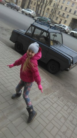 ЛЕНЬчик Рада в LOOKY. . 😁

🔹Обе Хороши🤭🤣...