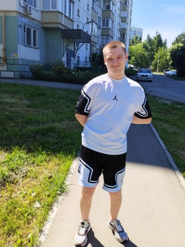 Denis. в LOOKY. . 18.07.2026. гуляю