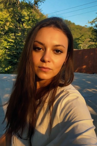 С Вами LENA KOTOVA в LOOKY. . 🤍