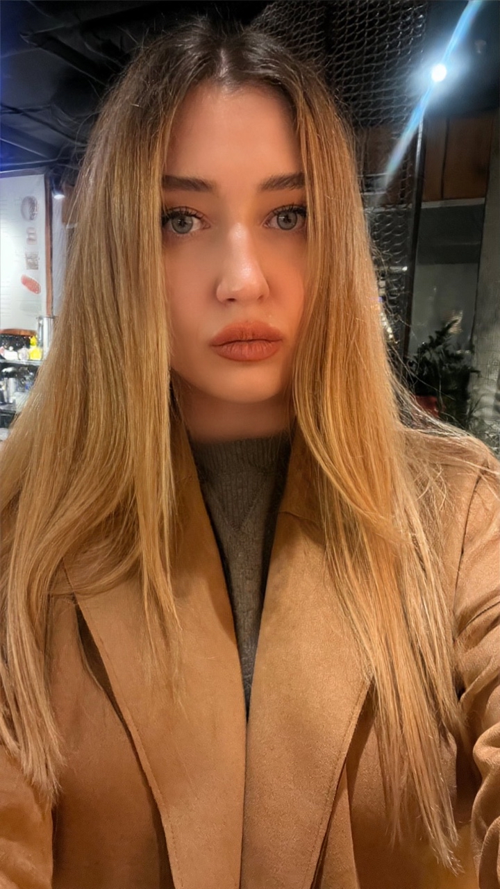 Eugenia_euphoria in LOOKY. . Привет 👋 Меня зовут...
