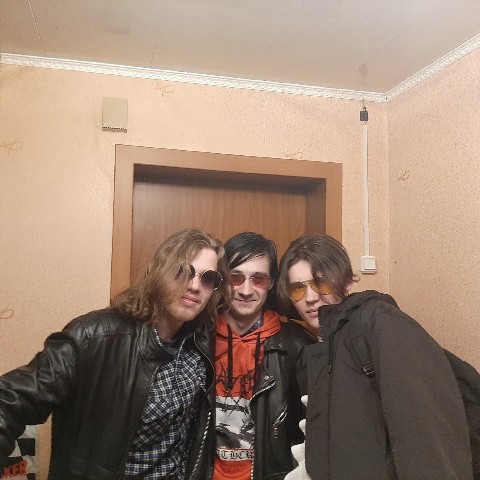 Дaнила в LOOKY. . 