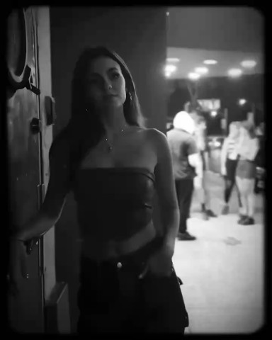 _victoriajustice_1993 в LOOKY. #SentimentalGirlSummer. Only A Stranger is o...