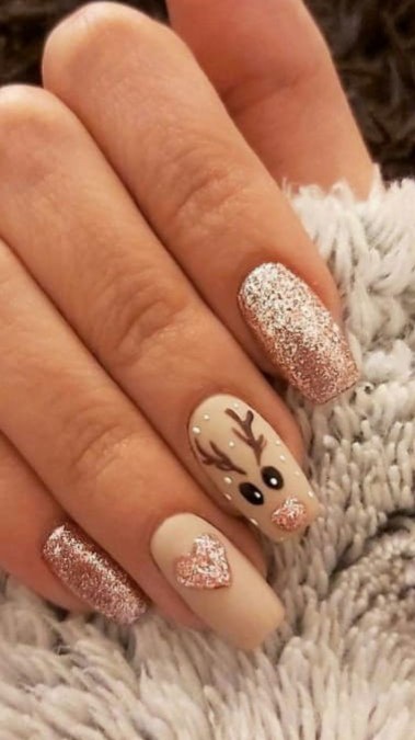[#manicure](manicure) [#идеиманикюра](идеиманикюра) [#новыйгод](новыйгод) 