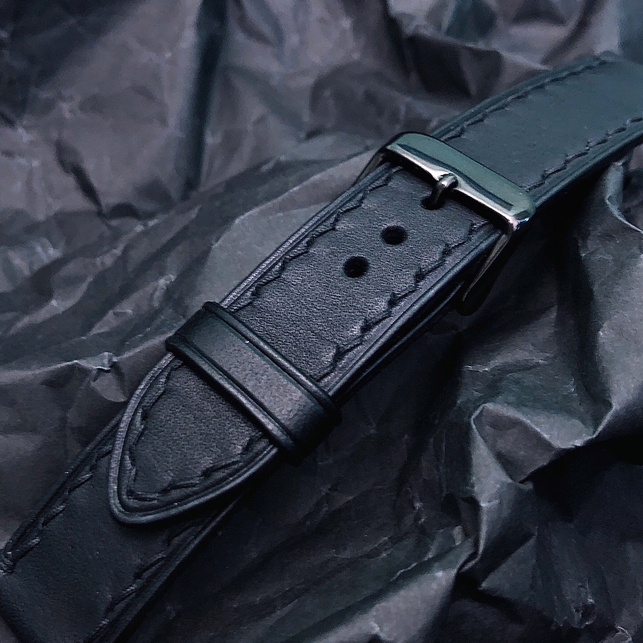 Hintra Leather l Изделия из кожи в LOOKY — фото 3