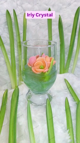 iriycrystal в LOOKY. #iriycrystal,#аромасвечи,#аромосвечи,#свечицветы,#свечиручнойработы. Зарядили дожди 🌧️ А...