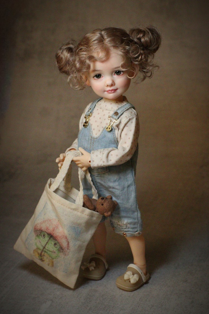 Всю жизнь играем в куклы in LOOKY