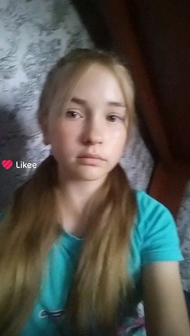 Looky_172430862518410 in LOOKY. . 