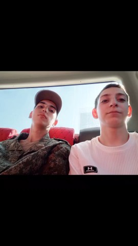 ILNAR в LOOKY. . Встретил брата на де...
