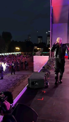 София Бровикова в LOOKY. . Репост поста артиста...