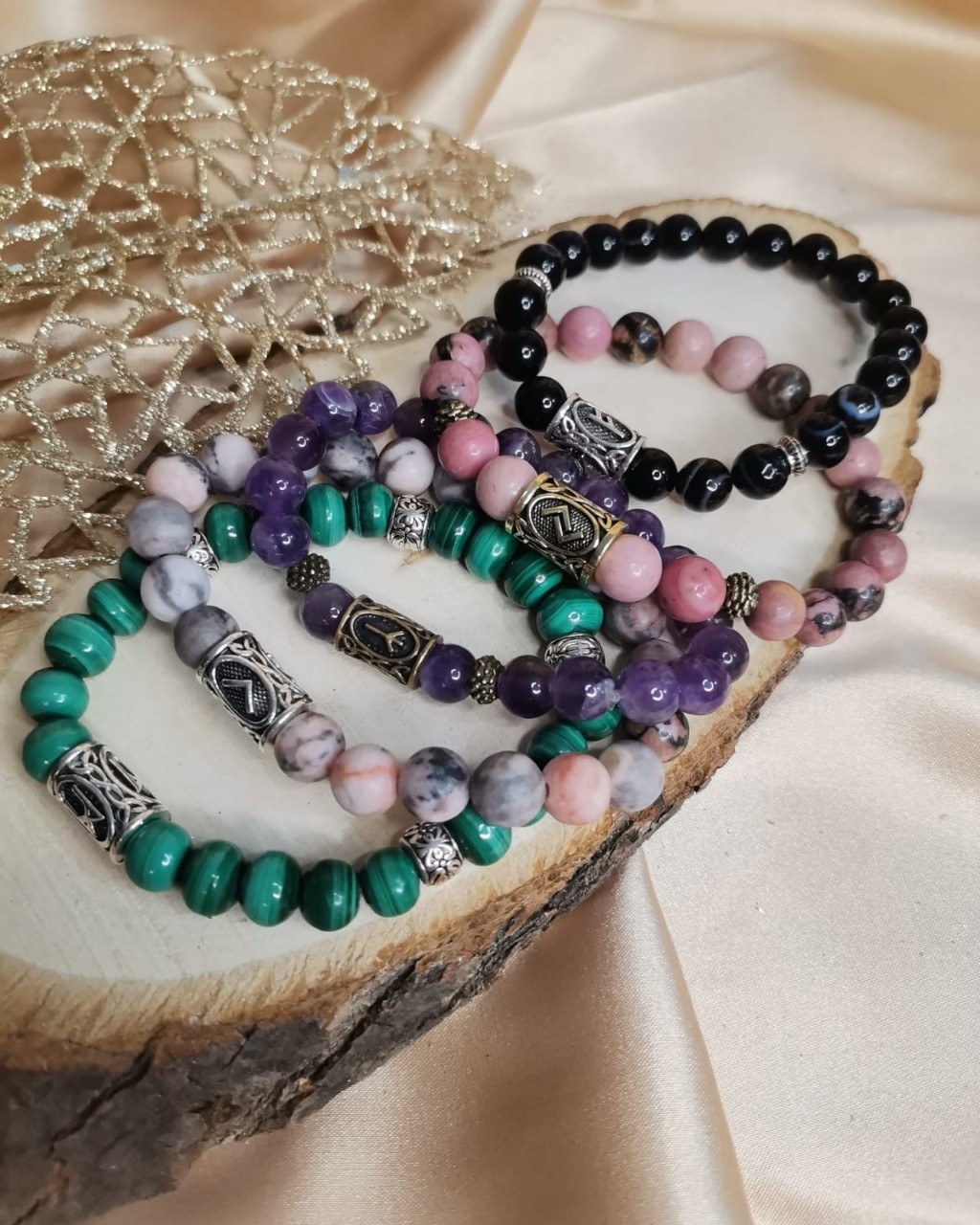 Magic Moments Brand в LOOKY — Руны и рунические браслеты.
Руны - вид письменности, широко 