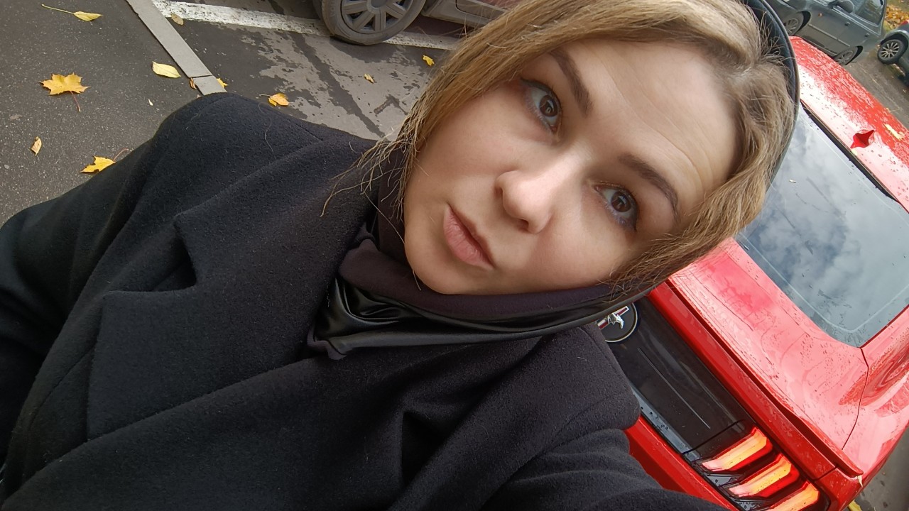 Для чего нужно ходить к сексологу?

Сексолог, это относительно новое веяние в сегменте научной и практической психологии. В российской традиции сексология всегда была между медициной и криминалистикой, что тоже правильно: медицина рассматривала вопрос венерических заболеваний и их профилактику, а именно безопасное сексуальное поведение; а криминалистика рассматривала вопрос сексуальных патологий и преступлений. Но в более современном формате сексология стала связанной с личностной и семейной психологией.
Для чего же надо ходить к сексологу?
 Мы живём в пост-табуированном обществе,где нельзя было говорить о любовных секретах, но сегодня это общество стало сексуально-насаждаемым, насаждаются стереотипы фетишей и идеалы сексуально допустимых параметров человеческого тела, сексуальных практик, времени и места интимных встреч. Если раньше любовь была сакральной тайной, то сегодня она как будто сгенерирована сумасшедшим режиссером. Я бы назвала это сексуальный фашизм СМИ.
Для чело здоровому человеку услуги сексолога? Все ответы вытекают из друг-друга:
1. Вы получите уверенность в себе
2.Вы получите знания о безопасном и эмоционально грамотном интимном взаимодействии
3.Вы прокачаете свой эмоциональный и сексуальный интеллект.
4.Вы проработает свою Тень и найдете себя настоящего, а не затабуированного.
5.Вы построите лучшие отношения в своей жизни или улучшите те отношения, в которых вы сейчас.
Это и многое другое можно получить в кабинете сексолога.
Запись он-лайн и очно в личных сообщениях.
Ваша #психологмарья !
#скксология #сексолог #психотерапия #психологмарья #психоанализ #помощьпсихолога #помощьсексолога