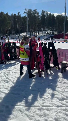 Спортивные новости в LOOKY. #биатлон. Настя Томшина в эста...