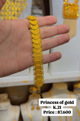Amira aldahab в LOOKY. . Gold 🪙 [#usa ](usa)...
