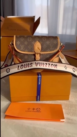 СУМКИ ОБУВЬ ЛЮКС в LOOKY. #стиль,#москва,#спб,#россия,#красота,#краснодар,#красноярск,#воронеж,#нижнийновгород,#питер,#сочи,#екатеринбург,#россия,#новосибирск,#looky,#санктпетербург. В наличии 😍
Качеств...