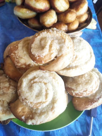alvinograd в LOOKY. #сладкиебулки,#топлёноемасло,#выпечка,#кчаю. 🥐 Без сладкого — ни...