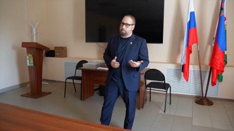 Депутат Антон Горелкин в LOOKY. . В Тисульском муницип...