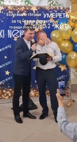ЛарисаMLM in LOOKY. . Складывает свои серд...