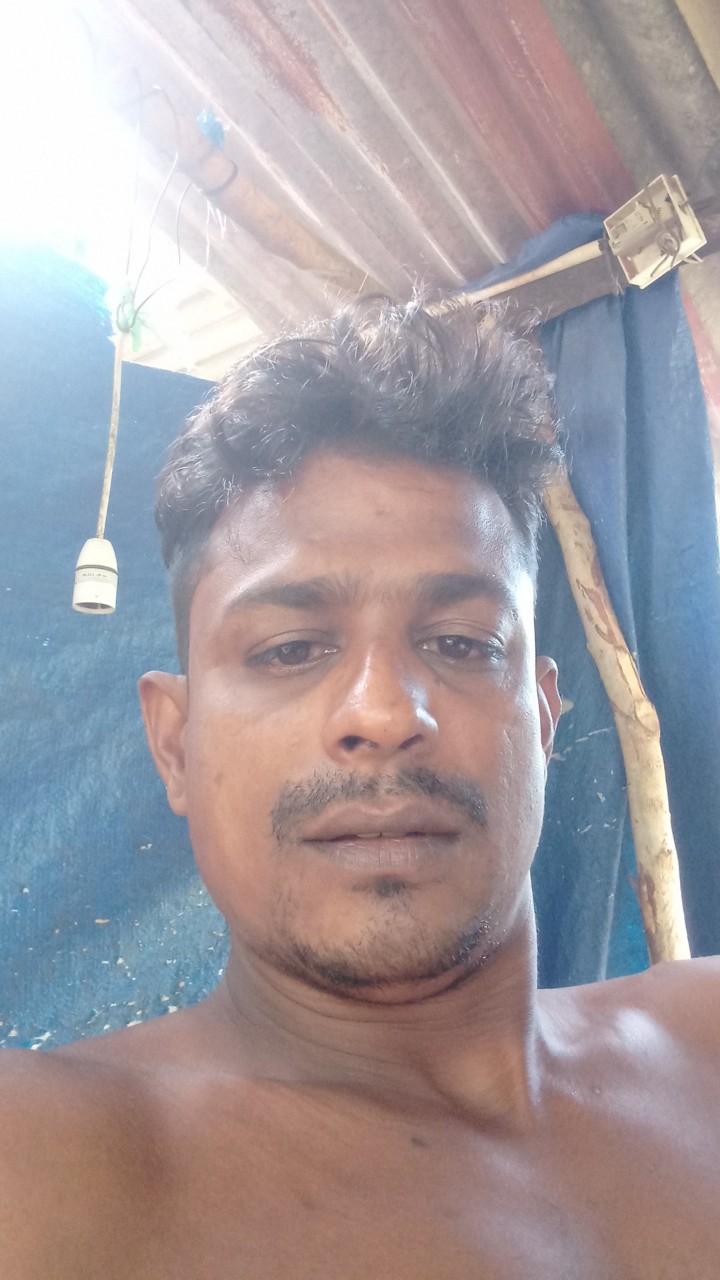 Looky_1693398985489