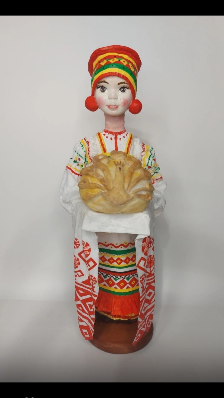 Ирина in LOOKY. #русскийкостюм,#игрушканаелку,#игрушкаизваты,#вата,#новогодняяигрушка,#куклавнародномкостюме,#народныйкостюм. «Всякий путешественн...