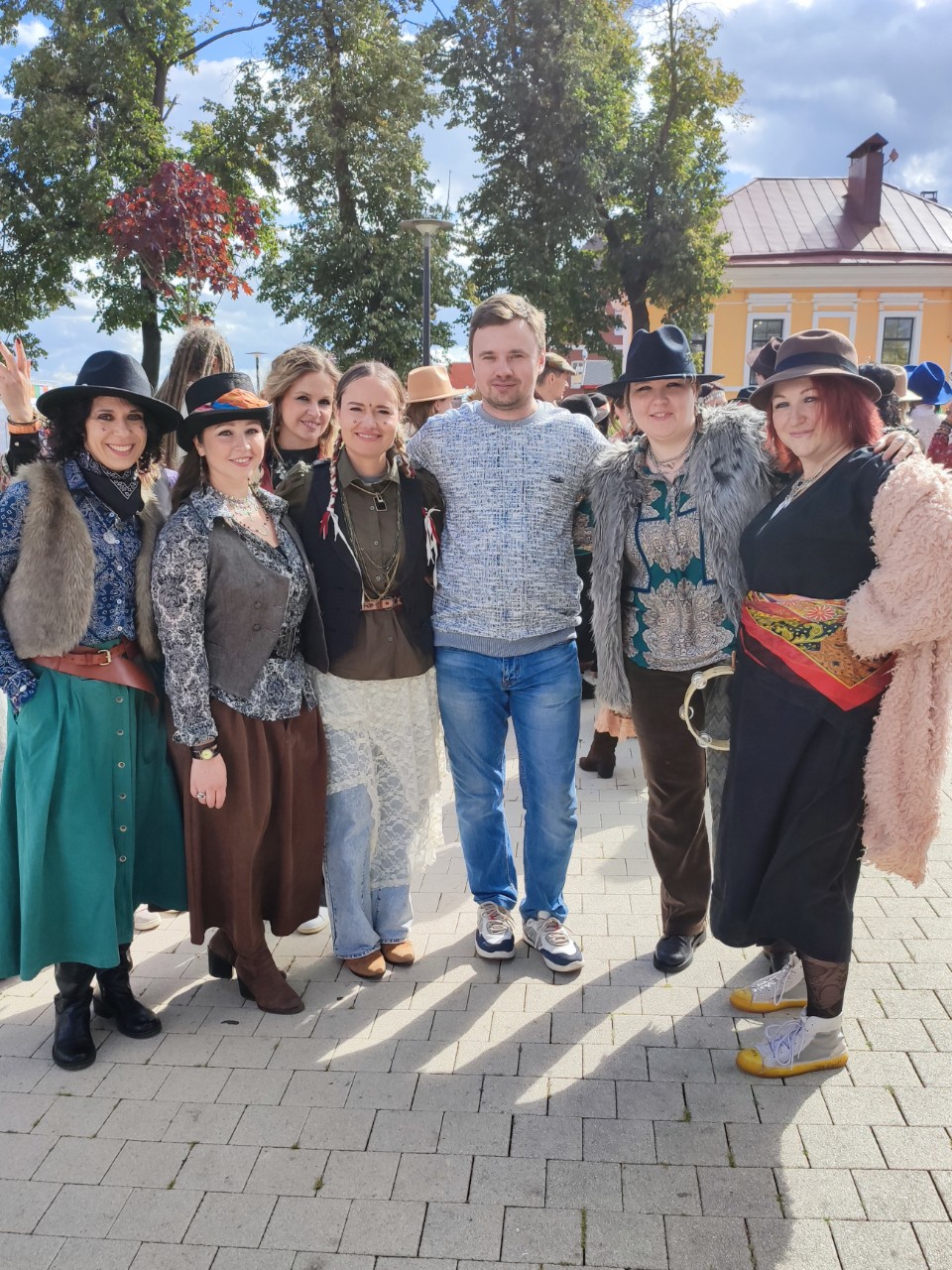  в LOOKY — публикация