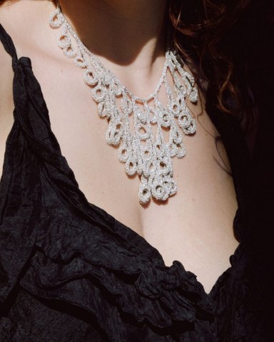 О драгоценностях About Jewellery в LOOKY. #дизайн,#VOAwards,#конкурс. Лучший дизайн по ито...