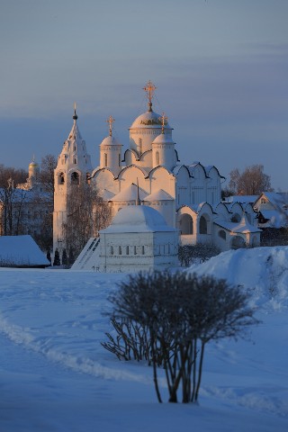 a.anikin в LOOKY. #avla,#ff,#citylights,#color,#church. Новогодний Суздаль. ...