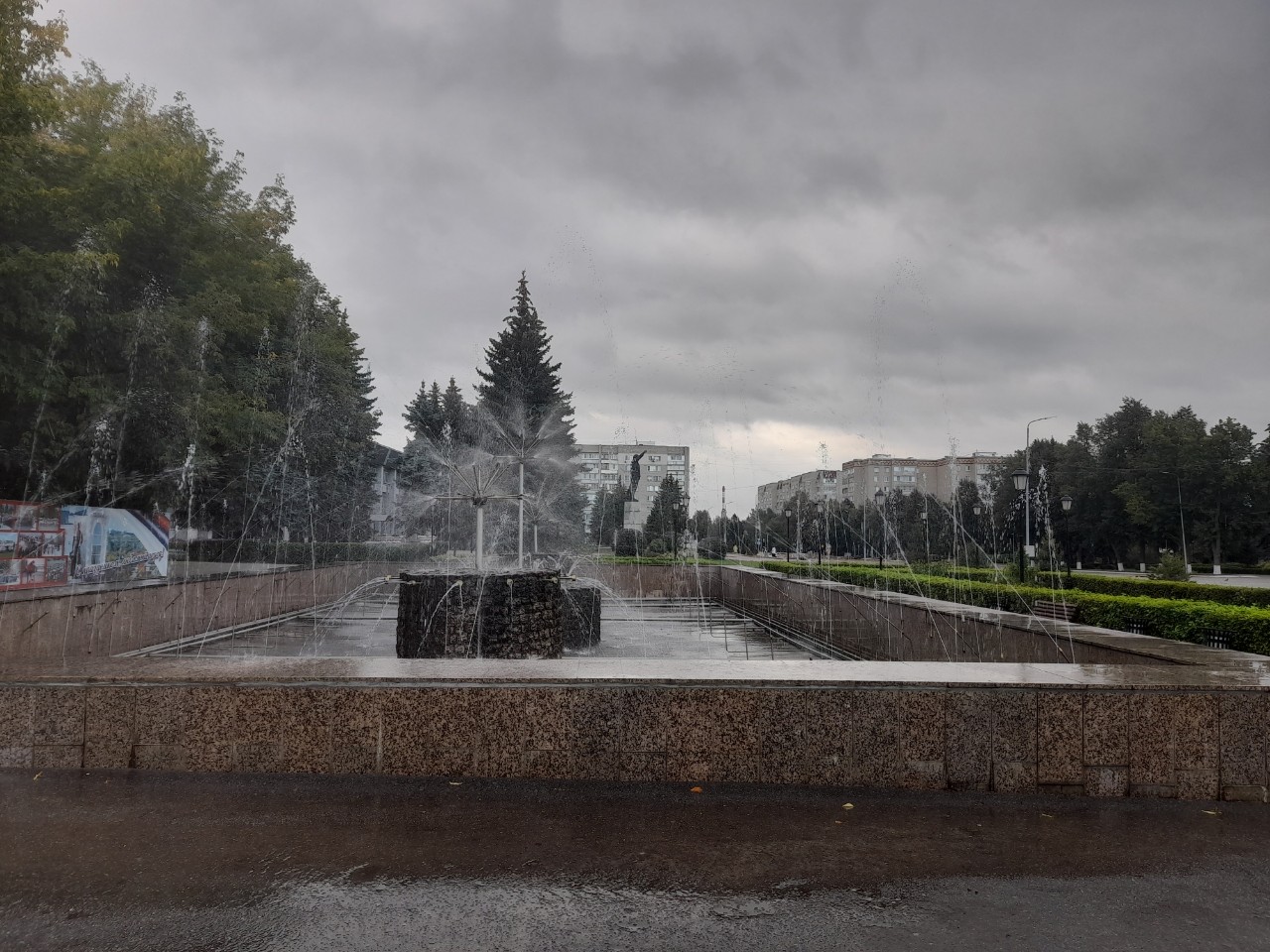 Dmikras в LOOKY — Площадь им. Ленина в моём родном городе Кузнецке Пензенской 
